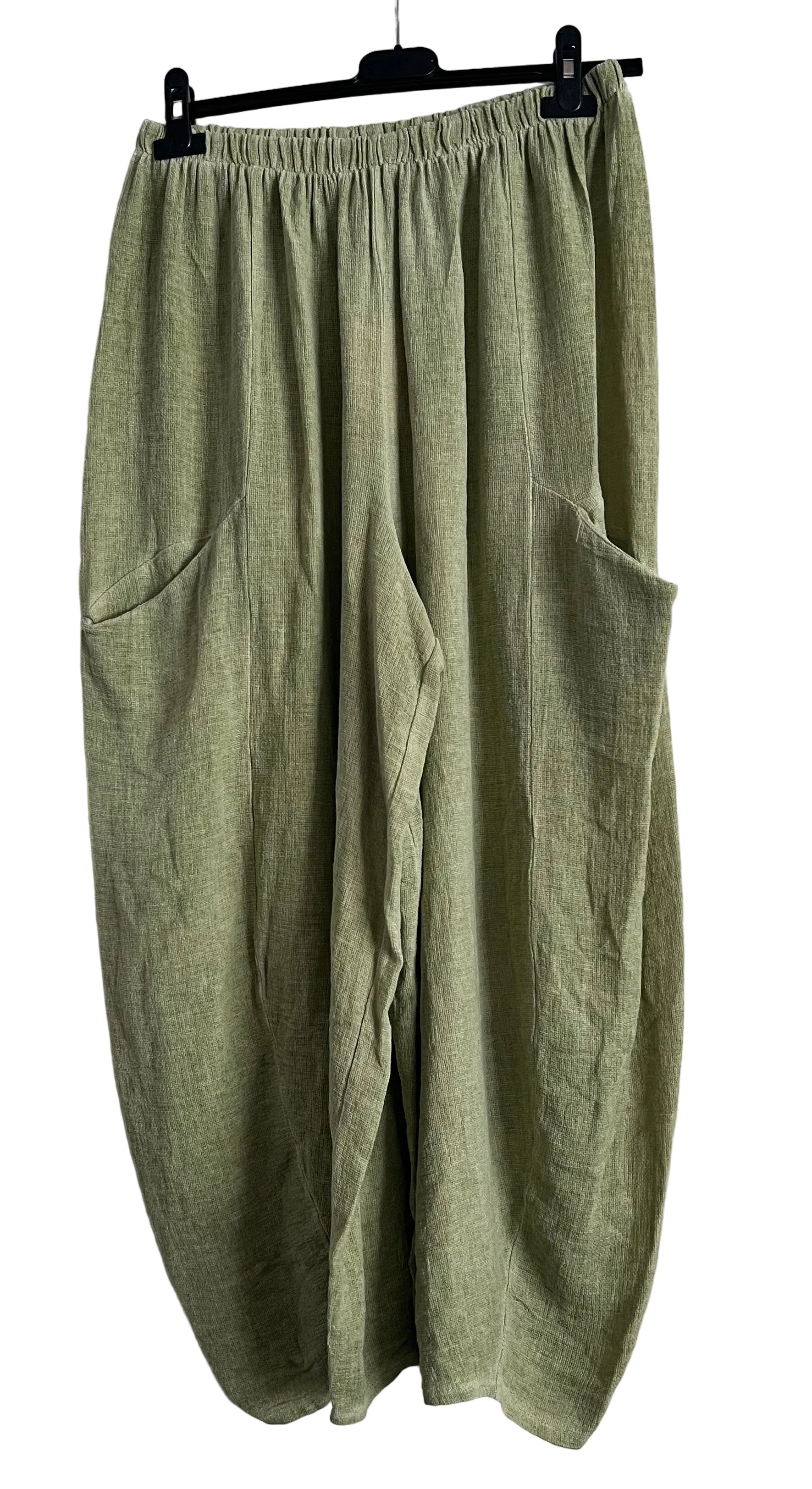 Teabag style olive green trousers with pockets 